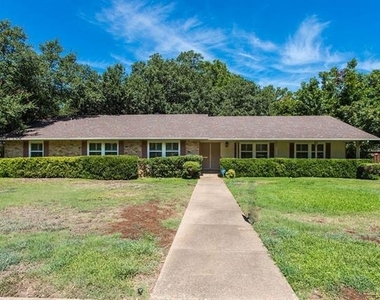 4225 Reaumur Drive - Photo Thumbnail 34