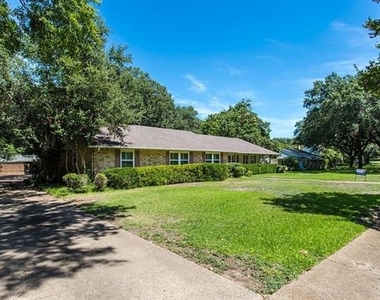 4225 Reaumur Drive - Photo Thumbnail 1