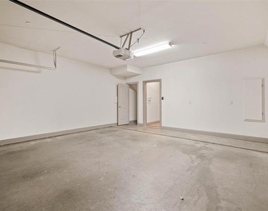 3134 Ross Avenue - Photo Thumbnail 26