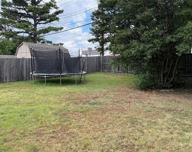 1505 Montclair Street - Photo Thumbnail 16