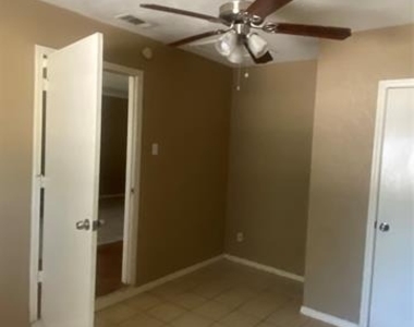 748 Chalk Hill Lane - Photo Thumbnail 11