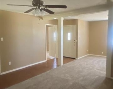 748 Chalk Hill Lane - Photo Thumbnail 2