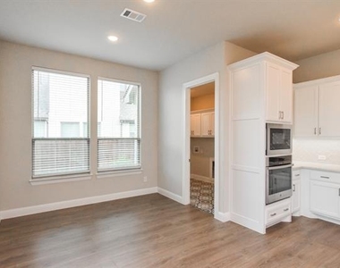 16696 Trumpet Vine Road - Photo Thumbnail 8