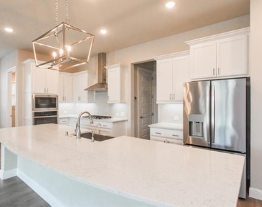 16696 Trumpet Vine Road - Photo Thumbnail 4