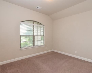 16696 Trumpet Vine Road - Photo Thumbnail 20