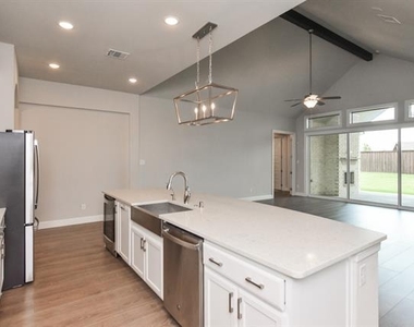 16696 Trumpet Vine Road - Photo Thumbnail 3