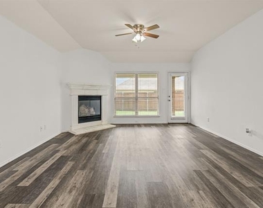 4716 Meadow Green Trail - Photo Thumbnail 4