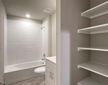 1416 Dillard Creek Drive - Photo Thumbnail 16
