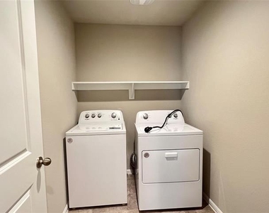 1416 Dillard Creek Drive - Photo Thumbnail 18