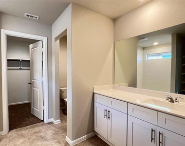 1416 Dillard Creek Drive - Photo Thumbnail 9