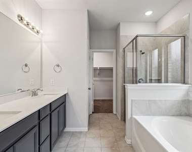 1833 Meadow Trail Lane - Photo Thumbnail 16