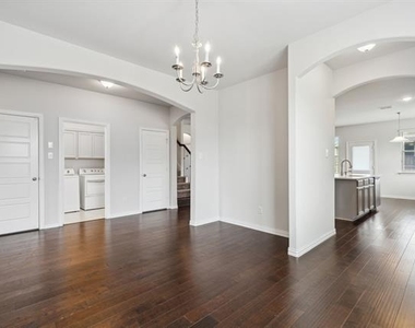 1833 Meadow Trail Lane - Photo Thumbnail 8