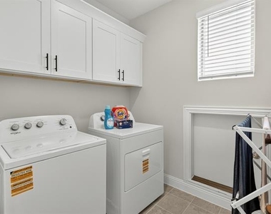 1536 Lake District Drive - Photo Thumbnail 16