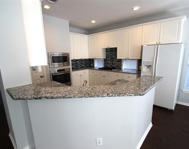 18620 Gibbons Drive - Photo Thumbnail 21