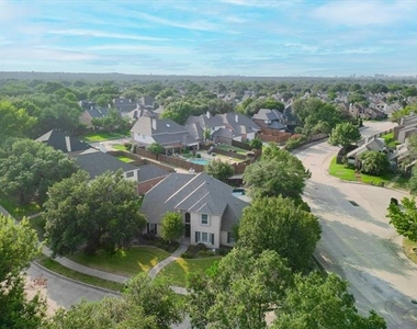6043 Fieldstone Drive - Photo Thumbnail 37