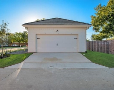 101 Magnolia Lane - Photo Thumbnail 25