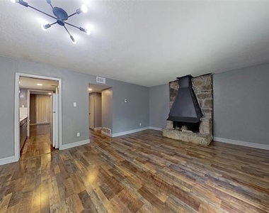 6321 Walraven Circle - Photo Thumbnail 2