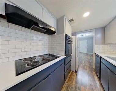 6321 Walraven Circle - Photo Thumbnail 6