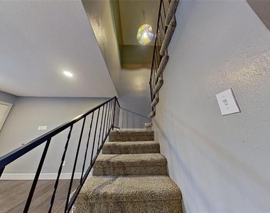 6321 Walraven Circle - Photo Thumbnail 10