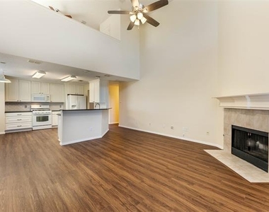3929 Acorn Lane - Photo Thumbnail 11