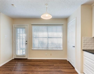 3929 Acorn Lane - Photo Thumbnail 26