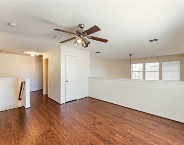 3929 Acorn Lane - Photo Thumbnail 19