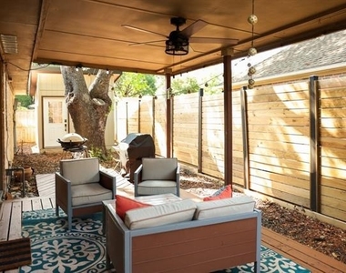 2937 Forest Hills Lane - Photo Thumbnail 30