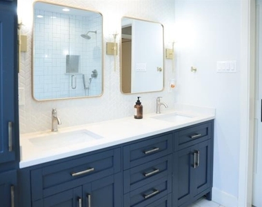 2937 Forest Hills Lane - Photo Thumbnail 19