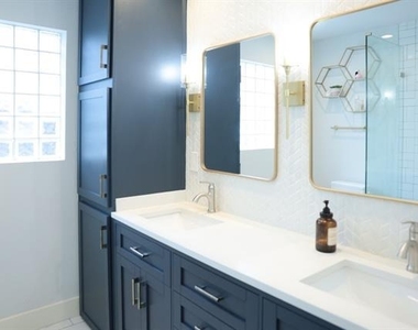 2937 Forest Hills Lane - Photo Thumbnail 18