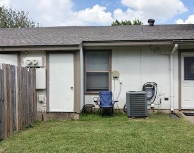 2530 Indigo Lane - Photo Thumbnail 5
