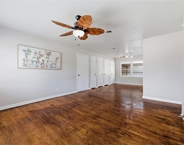 1308 Rose Avenue - Photo Thumbnail 12