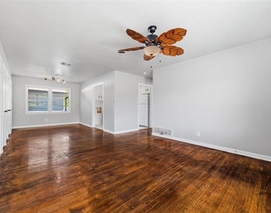 1308 Rose Avenue - Photo Thumbnail 14
