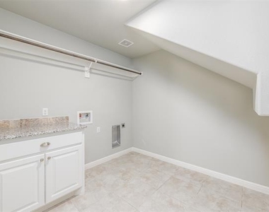722 Rolling Terrace Circle - Photo Thumbnail 13
