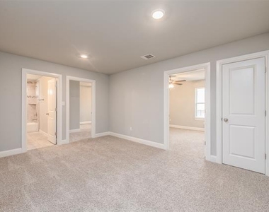 722 Rolling Terrace Circle - Photo Thumbnail 17