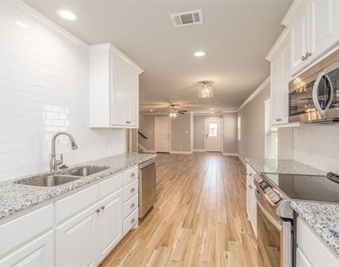 722 Rolling Terrace Circle - Photo Thumbnail 8