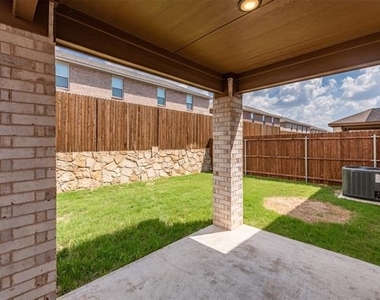 722 Rolling Terrace Circle - Photo Thumbnail 4