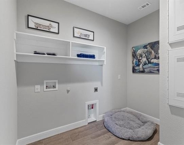 14540 Caelum Drive - Photo Thumbnail 24