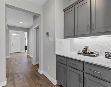 14540 Caelum Drive - Photo Thumbnail 6