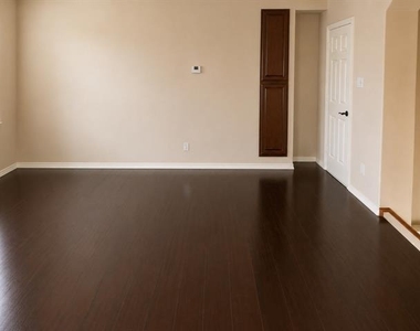2441 Loreto Drive - Photo Thumbnail 11