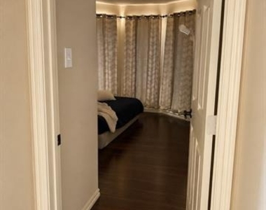 2441 Loreto Drive - Photo Thumbnail 8