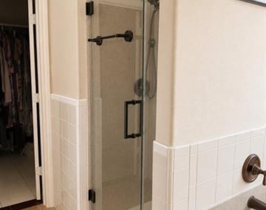 2441 Loreto Drive - Photo Thumbnail 6