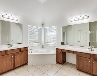 13371 Lime Ridge Drive - Photo Thumbnail 15