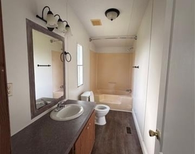 2517 Willow Oak Lane - Photo Thumbnail 5
