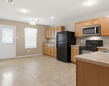 12720 Foxpaw Trail - Photo Thumbnail 9