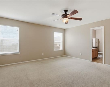 12720 Foxpaw Trail - Photo Thumbnail 15