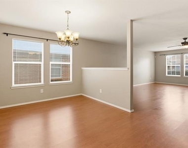 12720 Foxpaw Trail - Photo Thumbnail 7