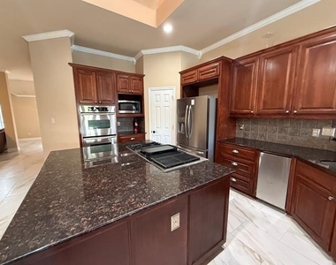 1107 Lyra Lane - Photo Thumbnail 6