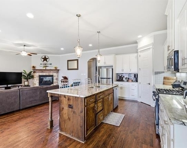 525 Hearth Terrace - Photo Thumbnail 5