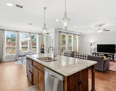 525 Hearth Terrace - Photo Thumbnail 4