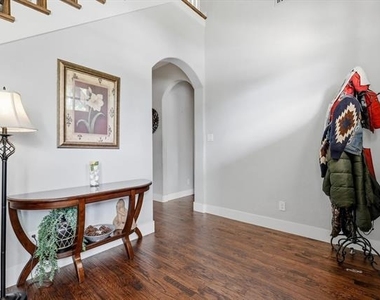 525 Hearth Terrace - Photo Thumbnail 3